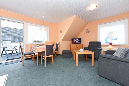 Ferienwohnung 2 - Wohnraum mit integrierter Küche