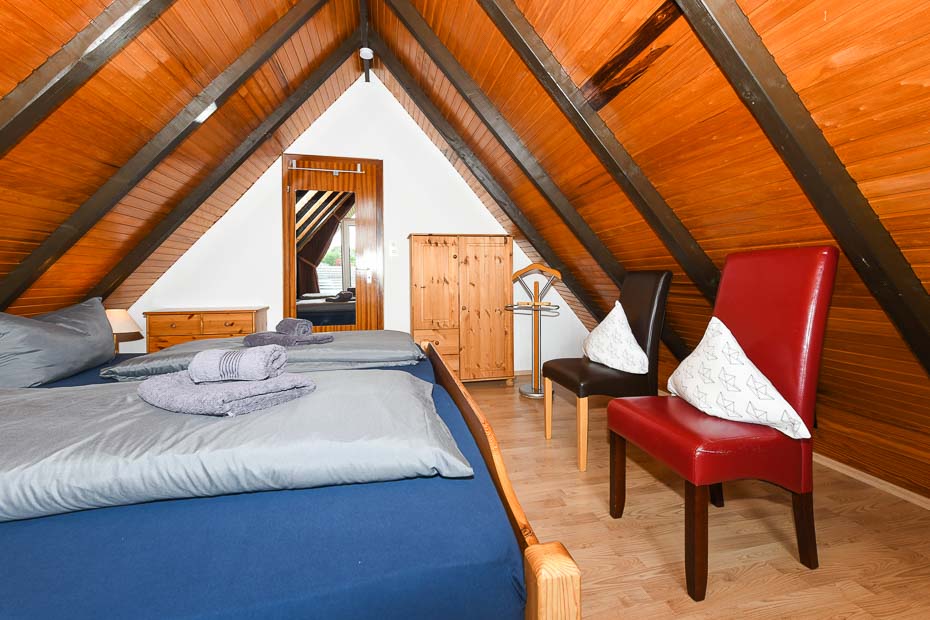 Ferienhaus „Cornelius“ - Schlafzimmer 1