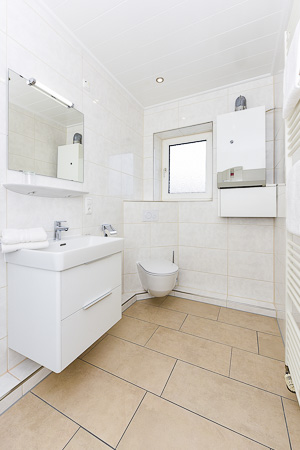 Ferienwohnung „Deichklause“ - Badezimmer