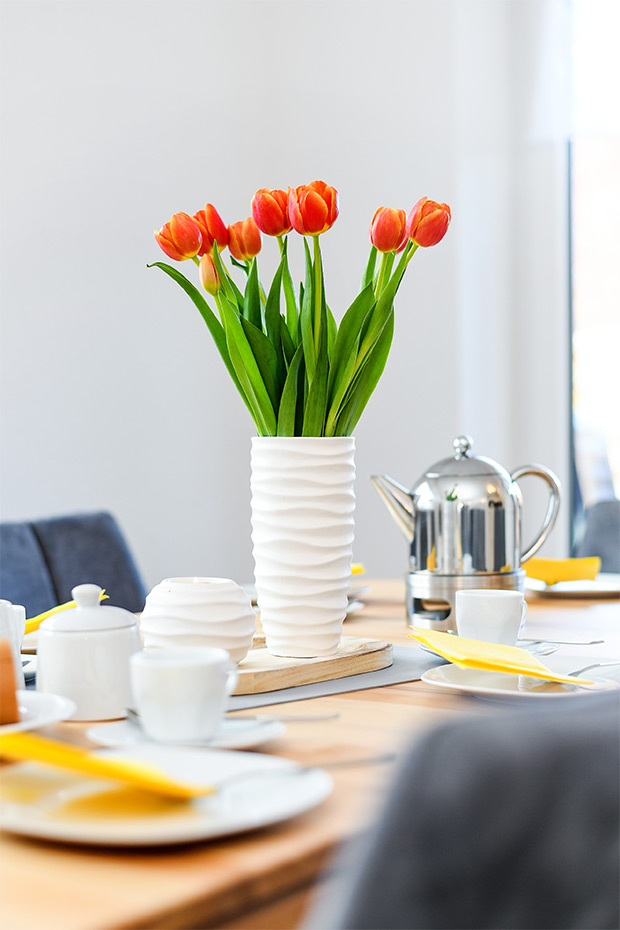 Ferienwohnung „Ebbe“ - Wohnzimmer mit integriertem Küchenbereich