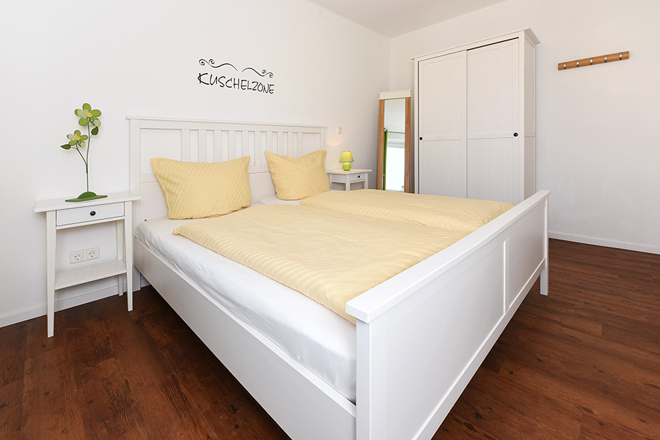 Ferienhaus „Haus Gezeiten“ - Schlafzimmer 2