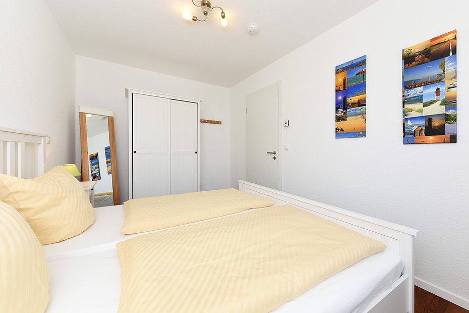 Ferienhaus „Haus Gezeiten“ - Schlafzimmer 2