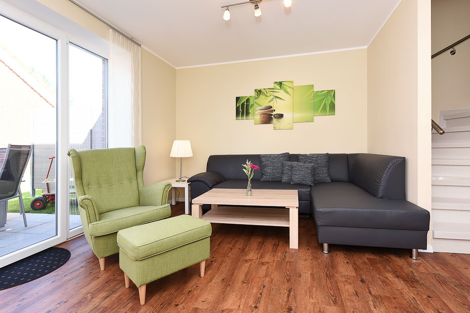 Ferienhaus „Relax“ - Wohnzimmer mit integriertem Küchenbereich