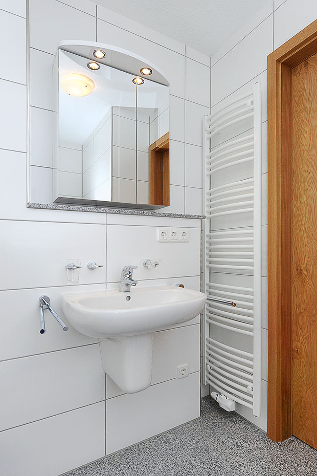 Ferienhaus „Rheintor“ - Badezimmer im Erdgeschoss