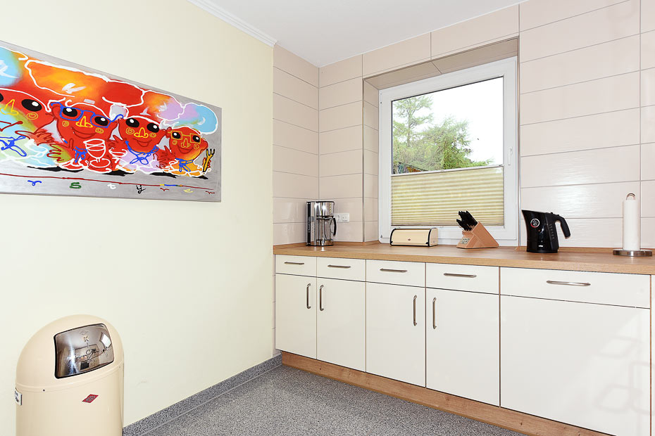 Ferienhaus „Rheintor“ - Wohnzimmer mit integriertem Küchenbereich