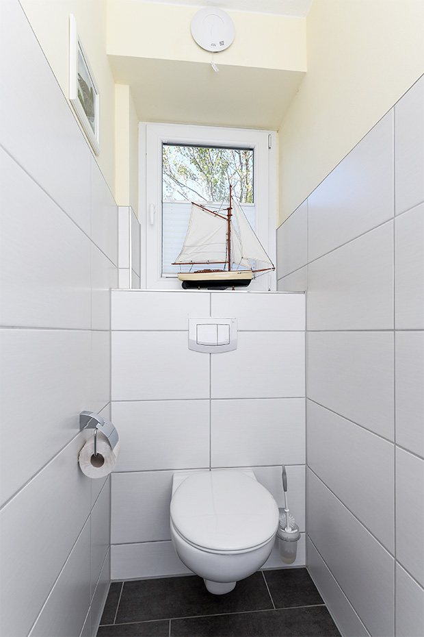 Ferienhaus „Seehuus“ - separates zweites WC