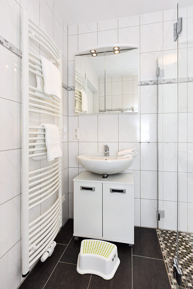 Ferienhaus „Wormser Tor“ - Badezimmer