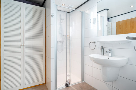 Ferienwohnung 2 - Badezimmer