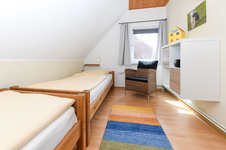 Ferienhaus „Drei Hasen am Deich“ - Schlafzimmer 3/Kinderzimmer