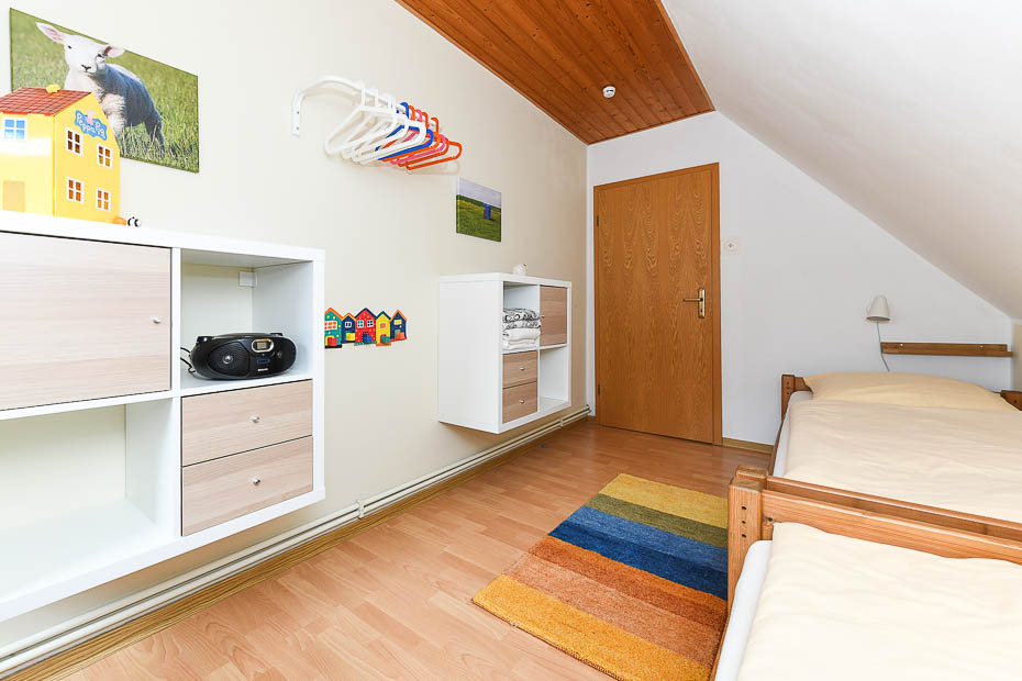 Ferienhaus „Drei Hasen am Deich“ - Schlafzimmer 3/Kinderzimmer