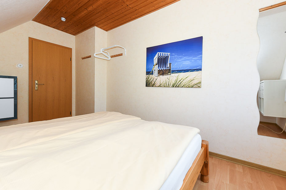 Ferienhaus „Drei Hasen am Deich“ - Schlafzimmer 2