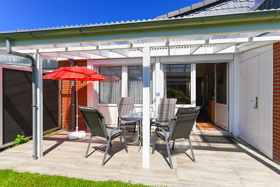 Ferienhaus „Jan“ - überdachte Terrasse