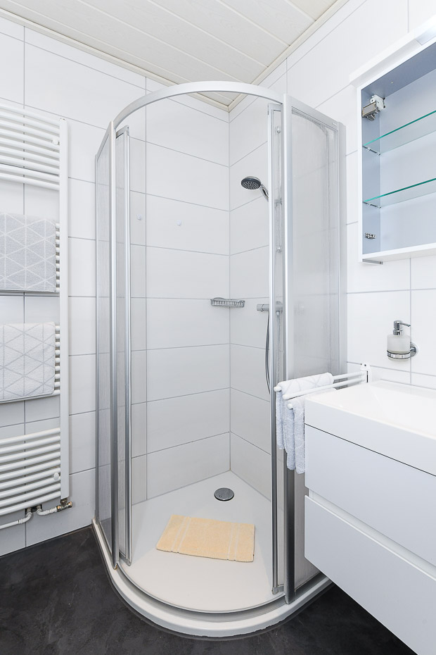 Ferienhaus „Jan“ - Badezimmer