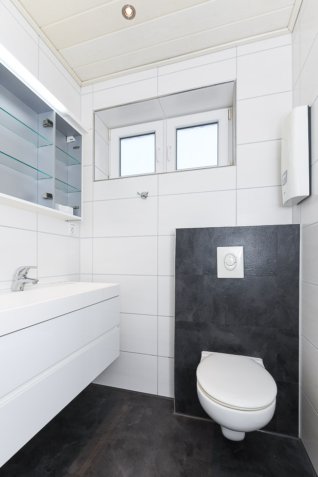 Ferienhaus „Jan“ - Badezimmer