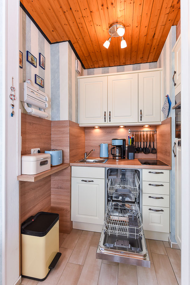 Ferienwohnung „Kleine Perle“ - Wohnraum mit integrierter Küche