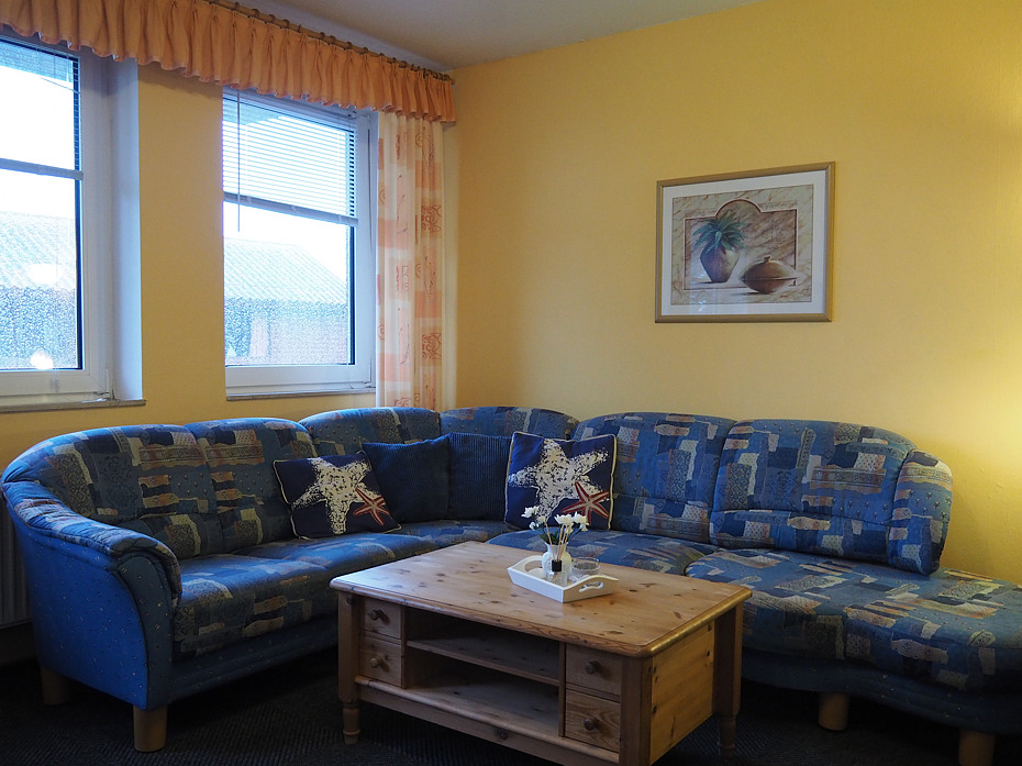 Ferienwohnung Fünf - Wohnraum mit integrierter Küche