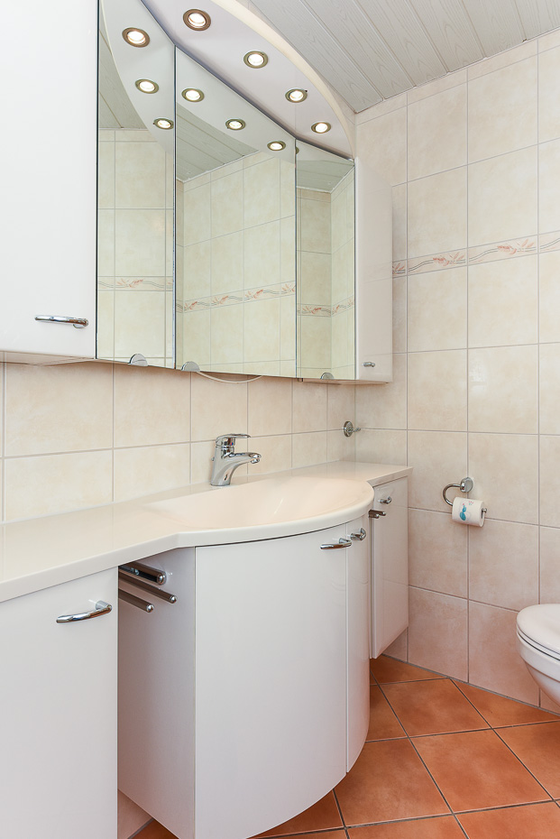 Ferienhaus „Friesenruh“ - Badezimmer