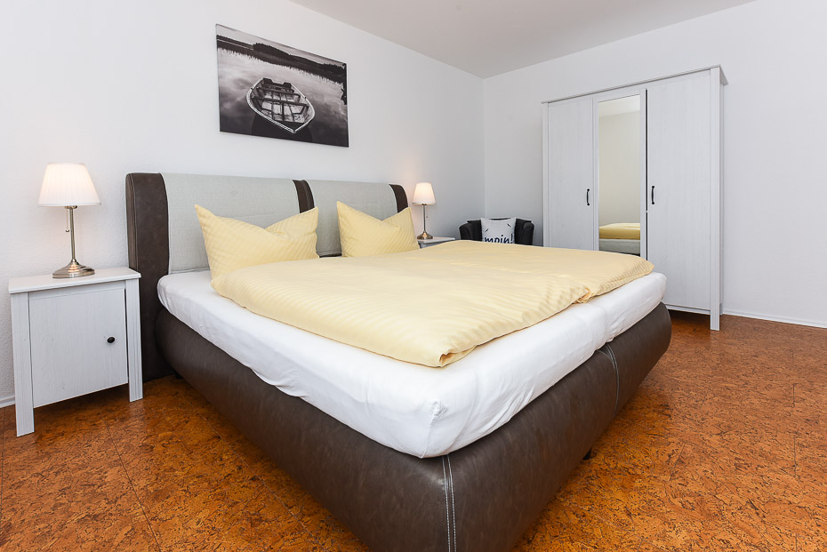 Ferienhaus „Friesenruh“ - Schlafzimmer 1