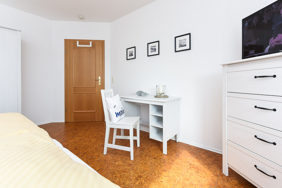 Ferienhaus „Friesenruh“ - Schlafzimmer 1