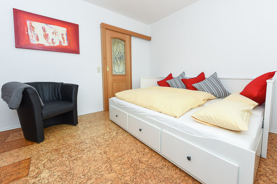 Ferienhaus „Friesenruh“ - Schlafzimmer 2/Kinderzimmer