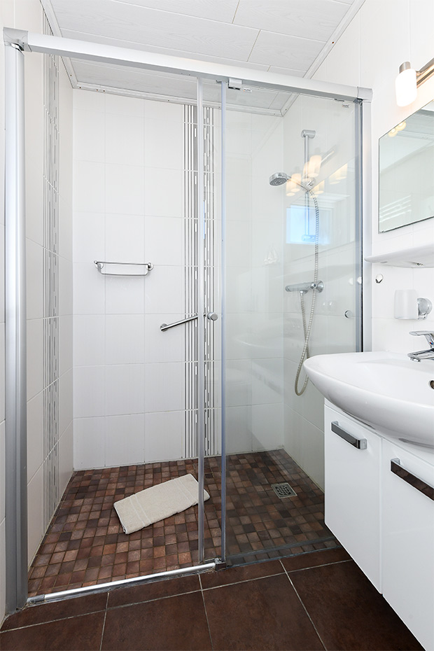 Ferienhaus „Meereskrone“ - Badezimmer