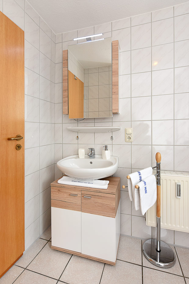 Ferienwohnung „Robbe“ - Badezimmer
