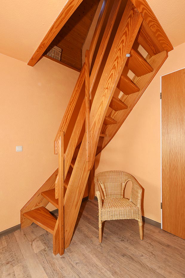 Ferienwohnung „Robbe“ - Flur und Treppe