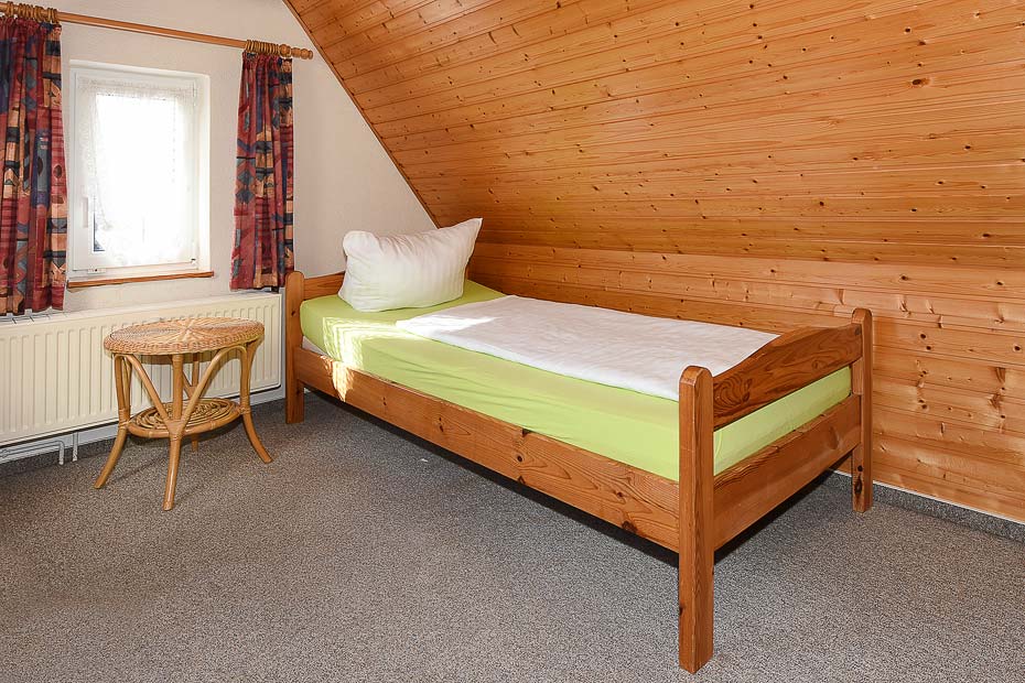 Ferienwohnung „Robbe“ - Schlafzimmer 2/Kinderzimmer