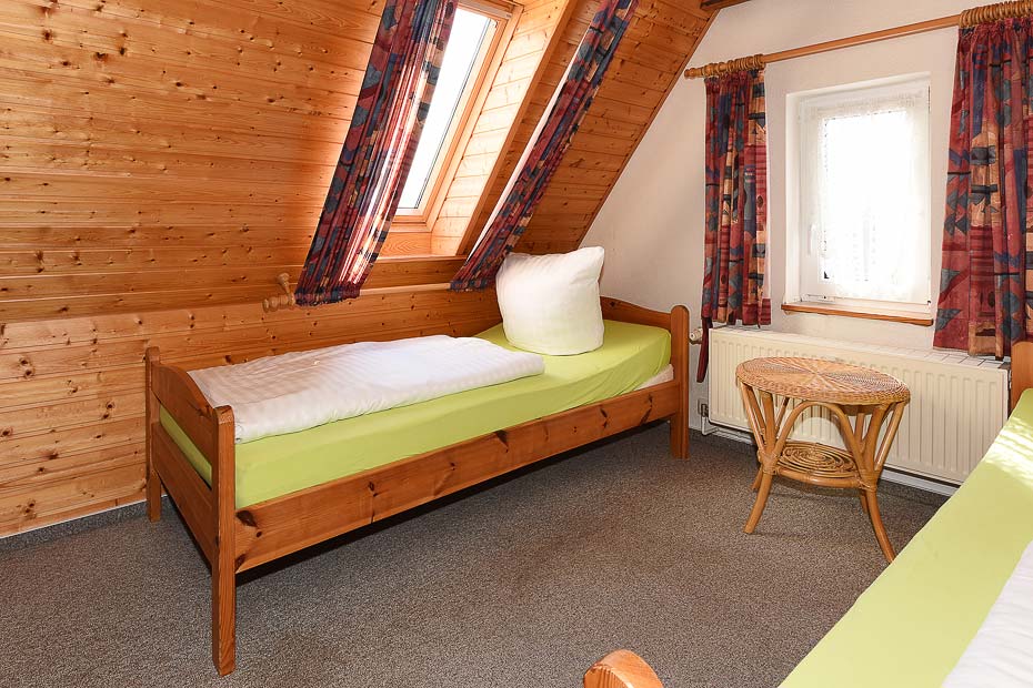 Ferienwohnung „Robbe“ - Schlafzimmer 2/Kinderzimmer