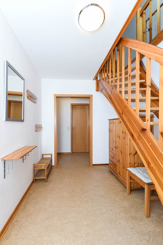Ferienwohnung „Inselblick“ - Flur und Treppe