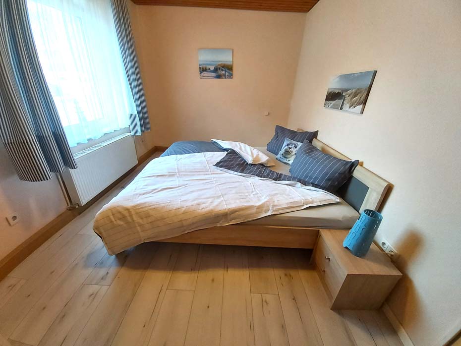 Ferienwohnung „Friesenheim“ - Schlafzimmer 2