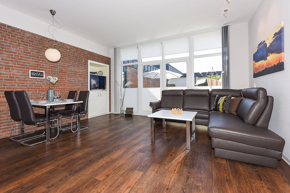 Ferienwohnung „Christoph Kolumbus“ - Wohnraum mit integrierter Küche