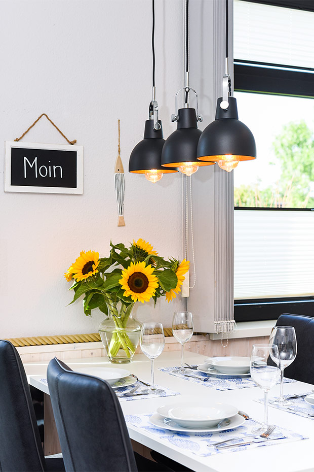 Ferienwohnung „Ferdinand Magellan“ - Wohnraum mit integrierter Küche