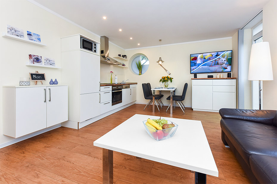 Ferienwohnung „Leif Eriksson“ - Wohnraum mit integrierter Küche