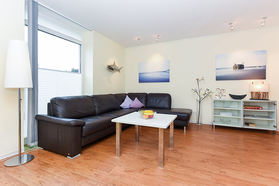 Ferienwohnung „Leif Eriksson“ - Wohnraum mit integrierter Küche