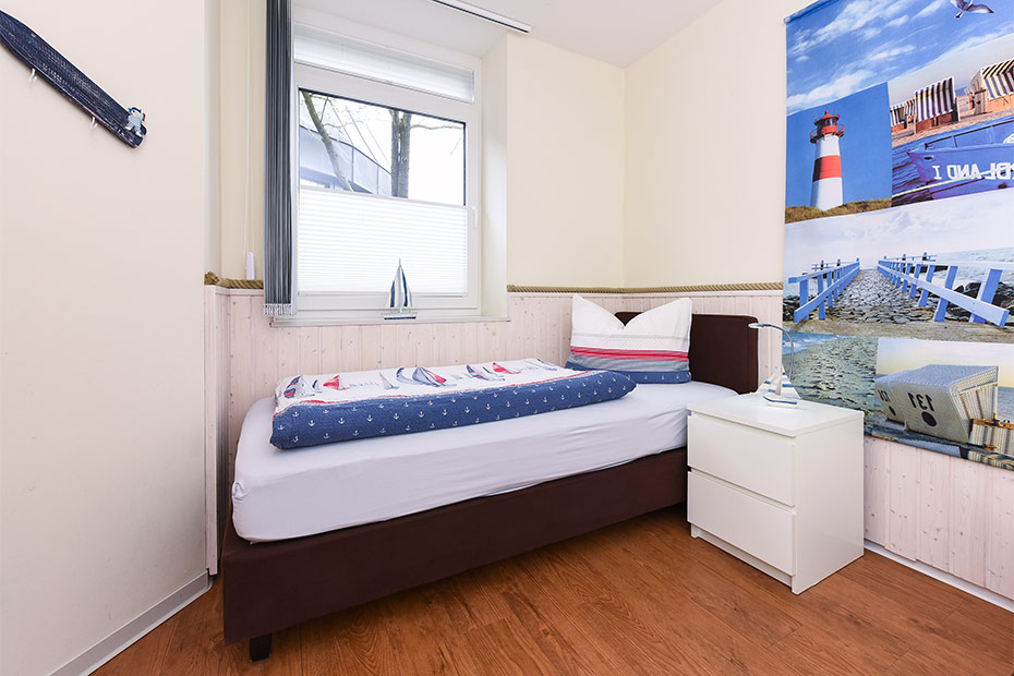 Ferienwohnung „Roald Amundsen“ - Schlafzimmer 2/Kinderzimmer