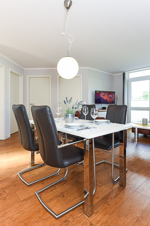 Ferienwohnung „Vasco da Gama“ - Wohnraum mit integrierter Küche