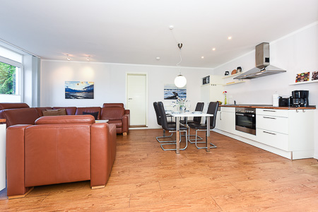 Ferienwohnung „Vasco da Gama“ - Wohnraum mit integrierter Küche