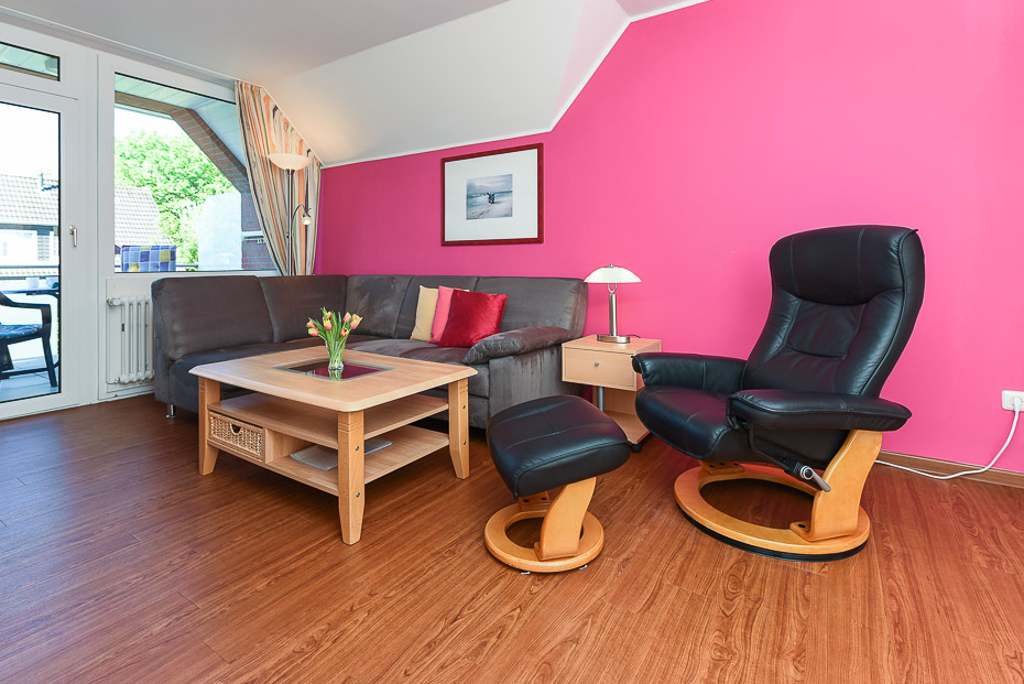 Ferienwohnung 2 - Wohnzimmer mit integriertem Küchenbereich