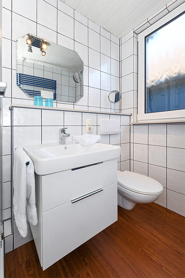 Ferienwohnung 3 - Badezimmer