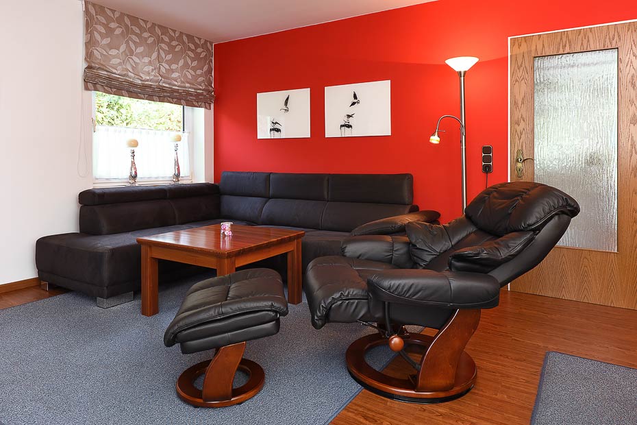 Ferienwohnung 3 - Wohnzimmer mit integriertem Küchenbereich