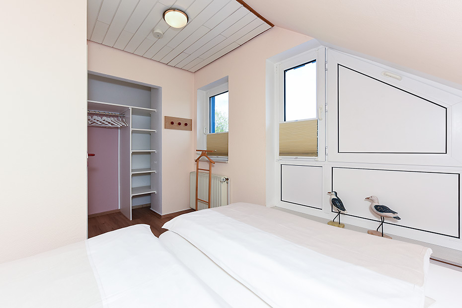Ferienwohnung 4 - Schlafzimmer