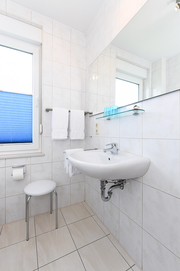 Ferienwohnung 5 - Badezimmer