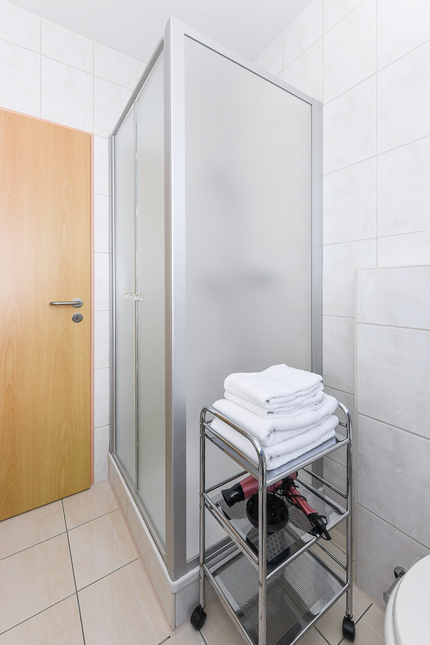 Ferienwohnung 5 - Badezimmer