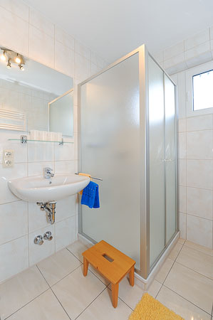 Ferienwohnung 6 - Badezimmer