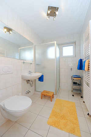 Ferienwohnung 6 - Badezimmer