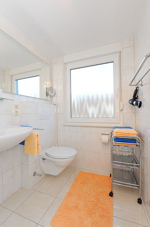 Ferienwohnung 8 - Badezimmer