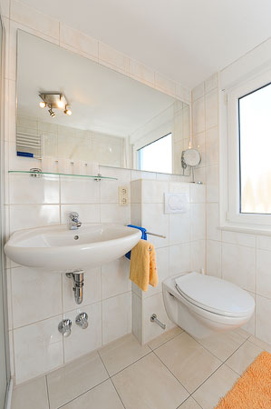 Ferienwohnung 8 - Badezimmer