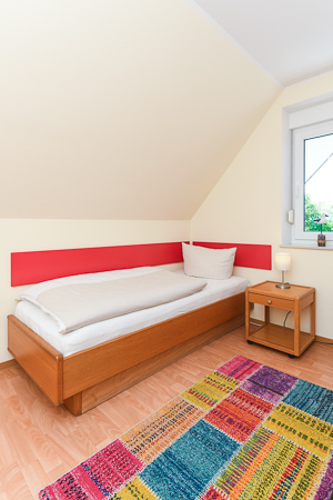 Ferienwohnung 8 - Schlafzimmer 2/Kinderzimmer