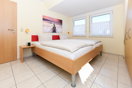 Ferienwohnung 8 - Schlafzimmer 1
